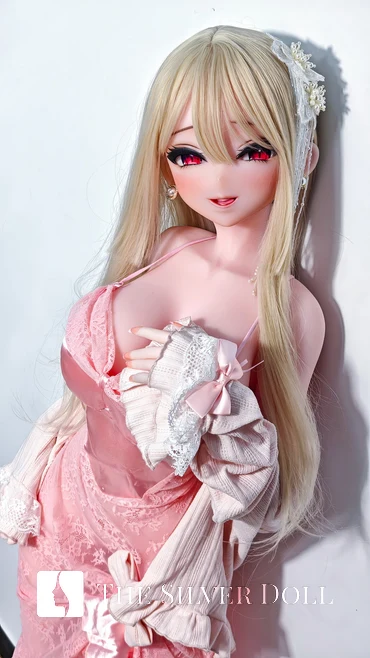 Kazama Momiji in pink nightie